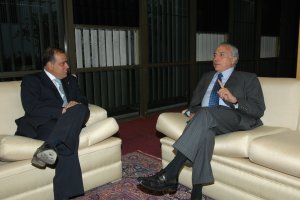2011 - Visita ao vice-presidente Michel Temer